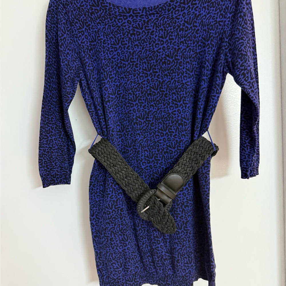 Forever 21 Blue 3/4 Sleeve leopard Sweater with adjustable black belt